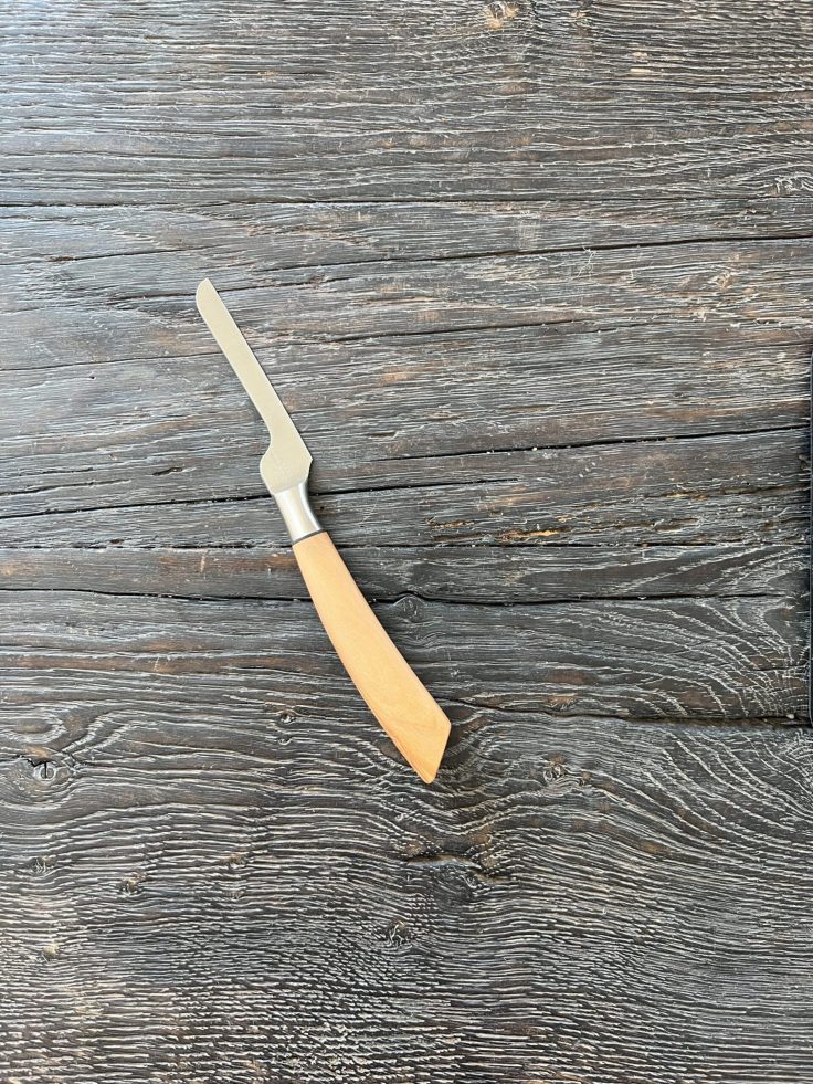 Saladini ostekniv til bløde oste