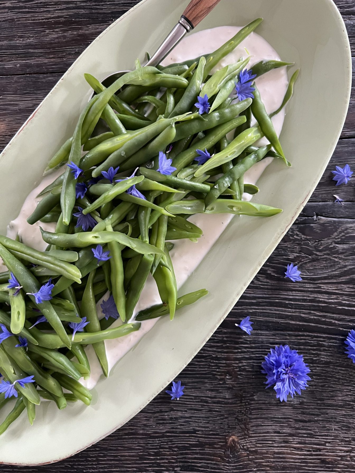 Bønnesalat med grønne bønner og creme fraiche dressing